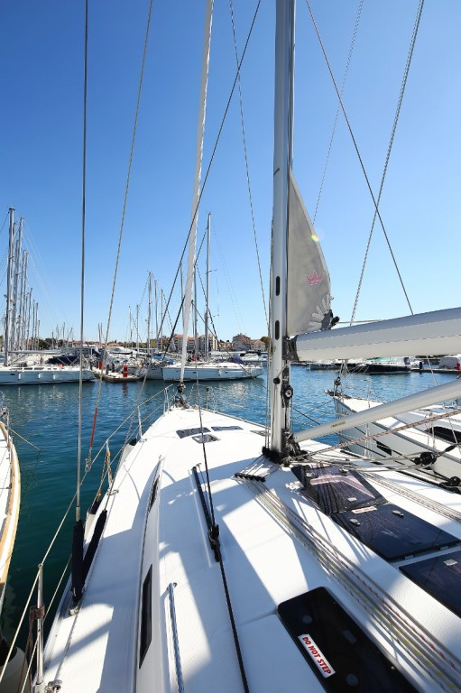 Yacht BAVARIA - Cruiser 45 "Wolke 7"