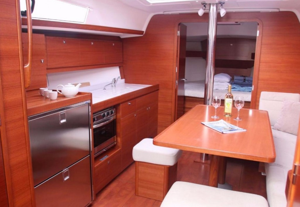 Yacht DUFOUR - 382 Grand Large "Justin"