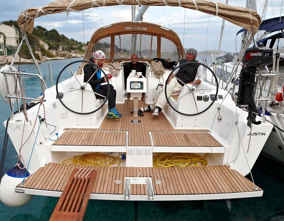 Yacht DUFOUR - 382 Grand Large "Justin"