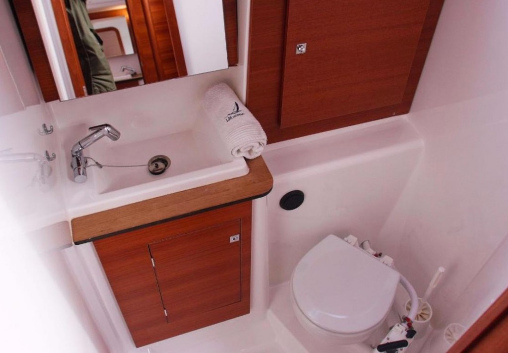 Yacht DUFOUR - 382 Grand Large "Justin"