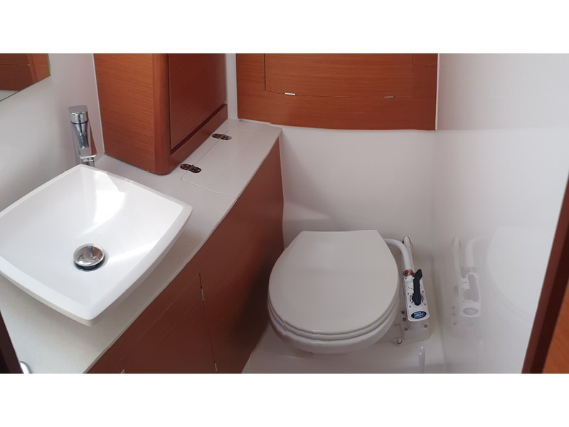 Yacht DUFOUR - 390 Grand Large "Klara"