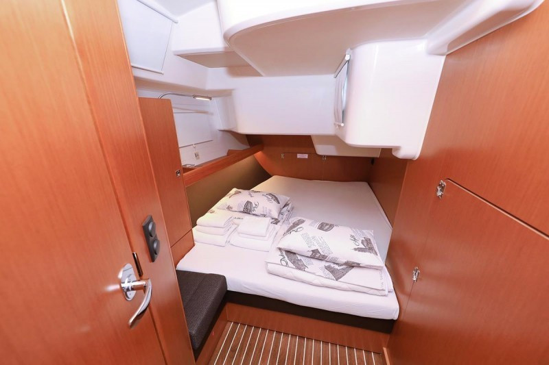 Yacht BAVARIA - Cruiser 51 "Bonnytta"