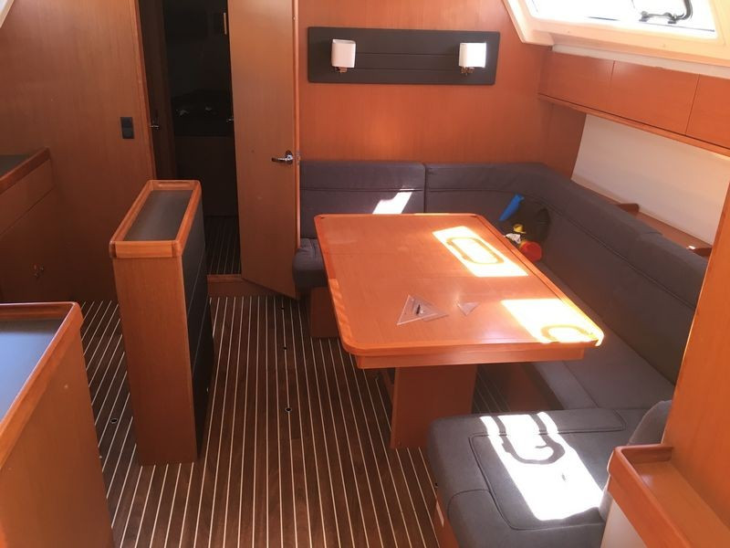 Yacht BAVARIA - Cruiser 46 "Sputnik"