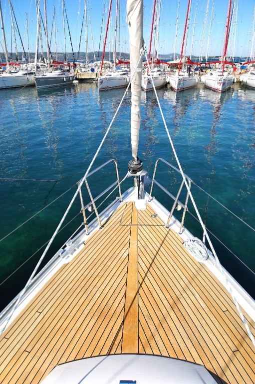 Yacht BAVARIA - Cruiser 37 "Oracle"