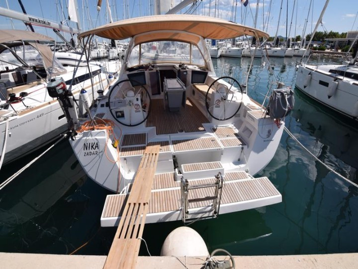 Yacht BENETEAU - Oceanis 45 "Nika"