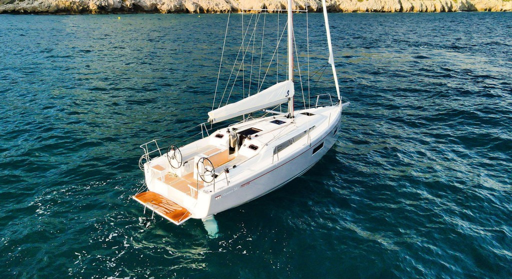 Yacht BENETEAU - Oceanis 34.1 "Pluto"