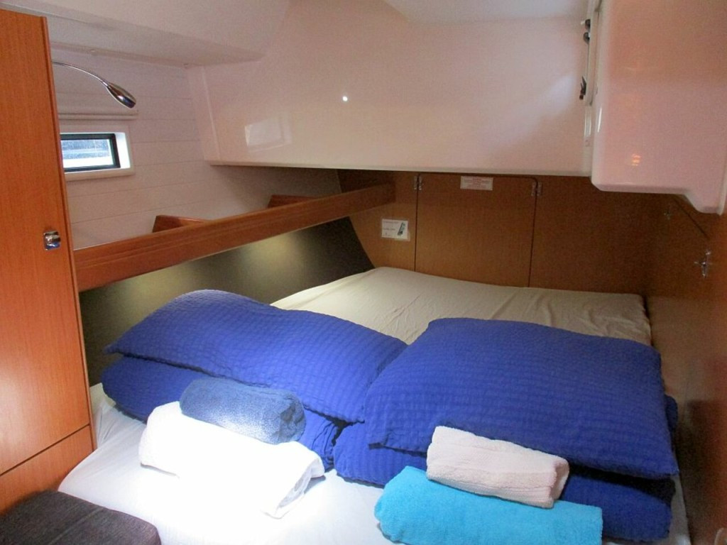 Yacht BAVARIA - Cruiser 46 "Amelva"