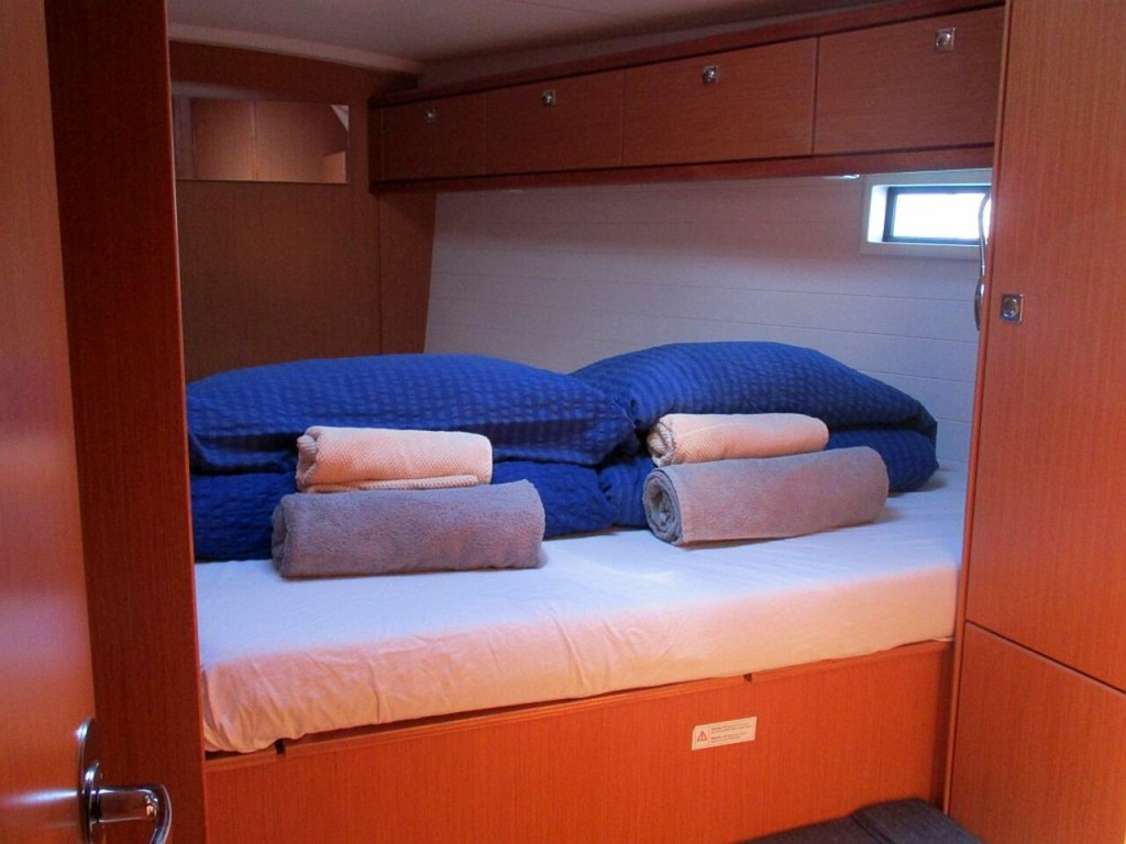 Yacht BAVARIA - Cruiser 46 "Amelva"