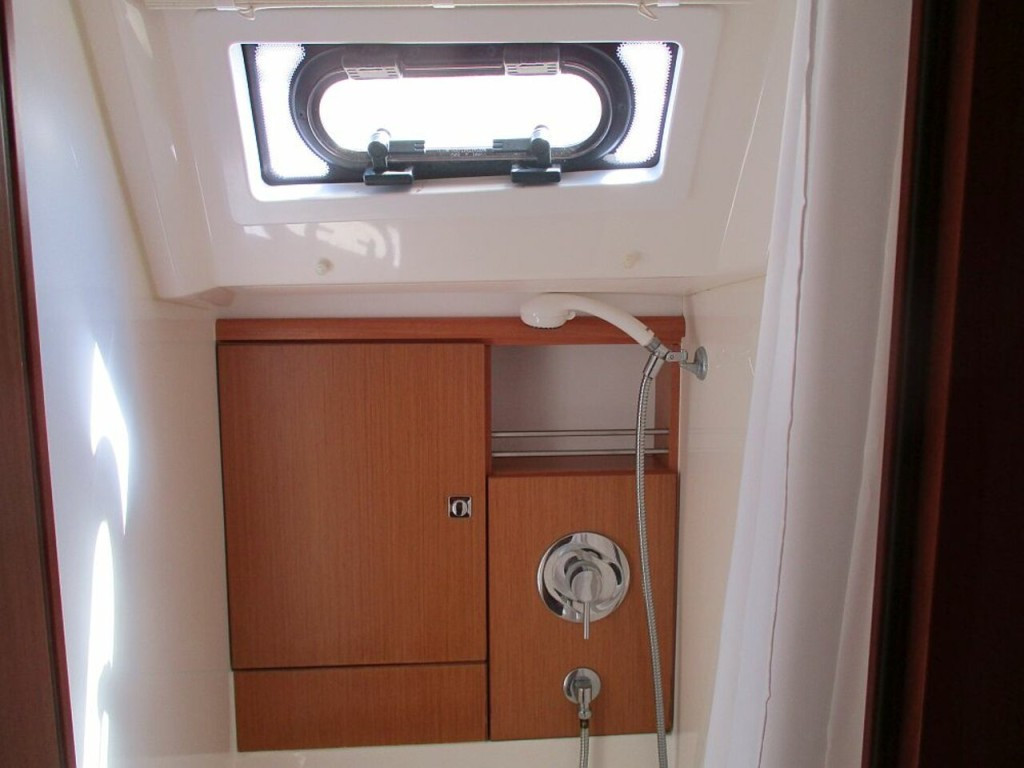 Yacht BAVARIA - Cruiser 46 "Amelva"