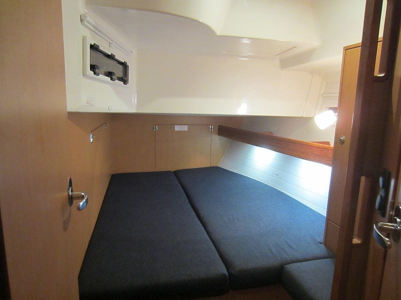 Yacht BAVARIA - Cruiser 45 "Alena"