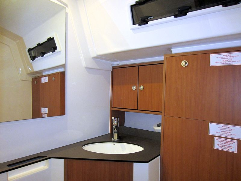 Yacht BAVARIA - Cruiser 45 "Alena"