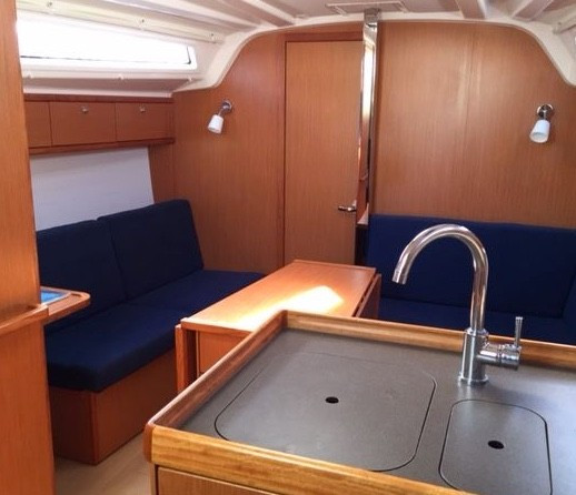 Yacht BAVARIA - Cruiser 37 "Marko"