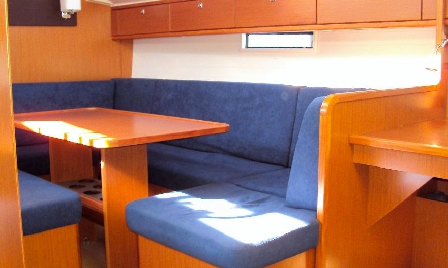 Yacht BAVARIA - Cruiser 41 "Dolce"