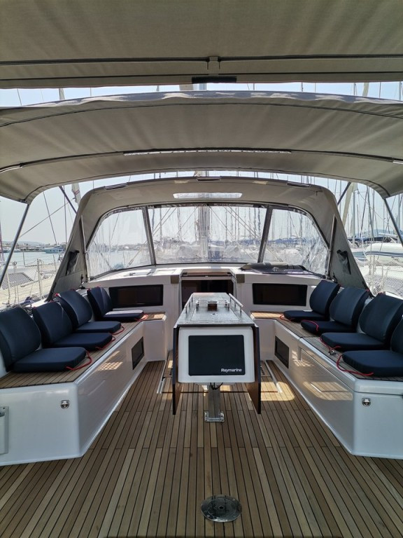 Yacht DUFOUR - 530 "Dancer"