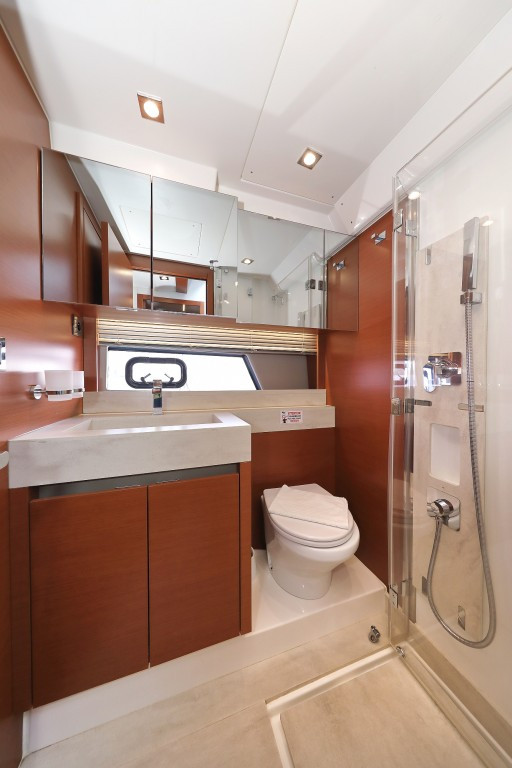 Yacht JEANNEAU - Prestige 520 Flybridge "Aphrodite"