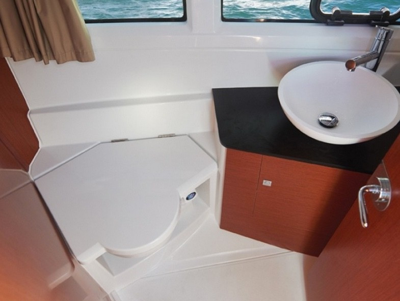 Yacht JEANNEAU - Merry Fisher 895 "Aquaduck"