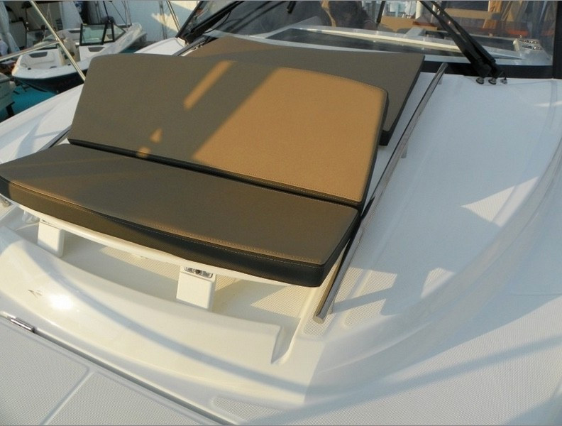 Yacht JEANNEAU - Merry Fisher 895 "Aquaduck"