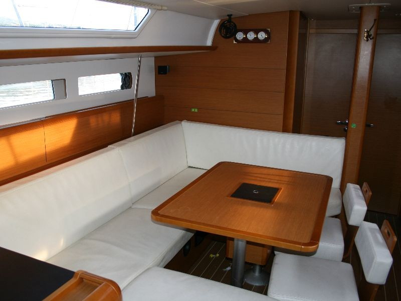 Yacht JEANNEAU - Sun Odyssey 469 "Nomia"