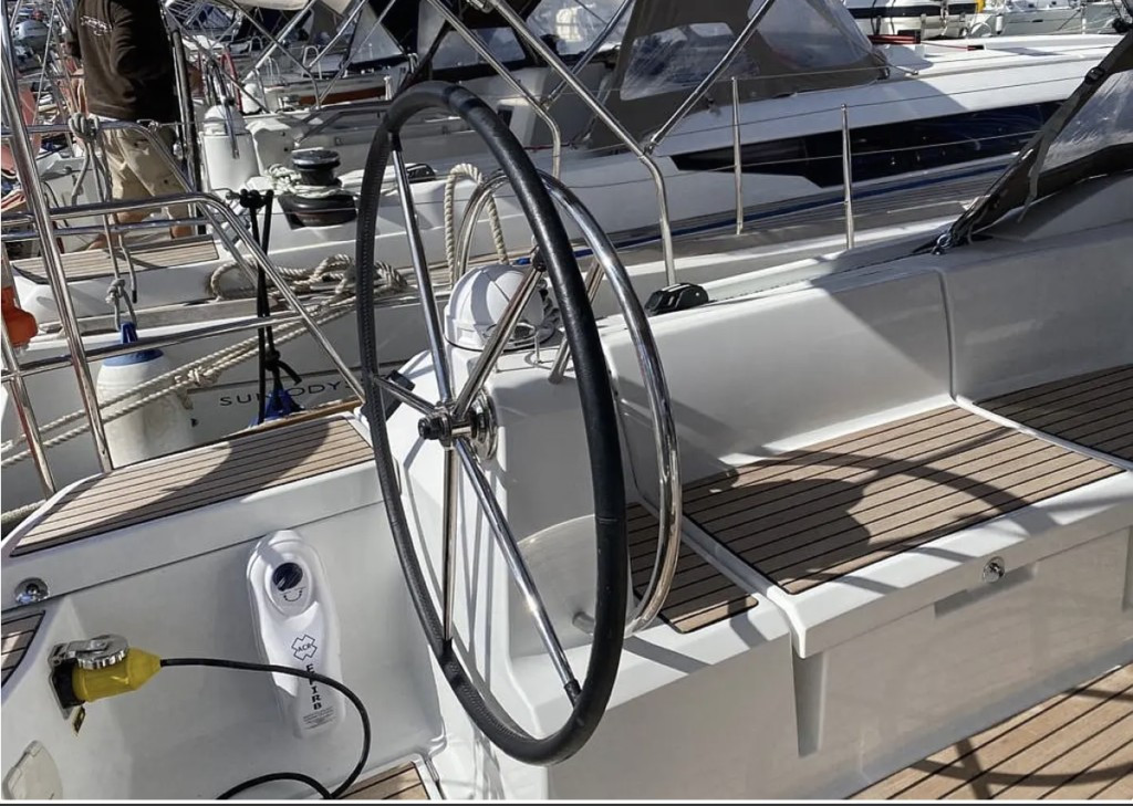 Yacht JEANNEAU - Sun Odyssey 519 "Alboran Pacharán"