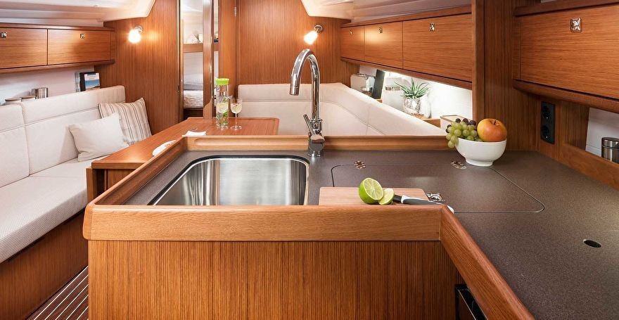 Yacht BAVARIA - Cruiser 34 Style "Opal"