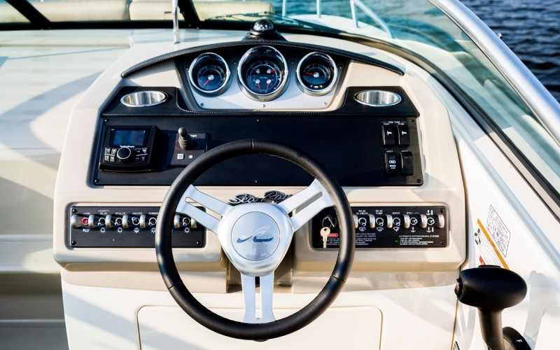 Yacht SEA RAY - 265 DAE "Cassiopeia I"