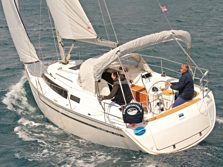Yacht BAVARIA - Cruiser 33 "Mirella"