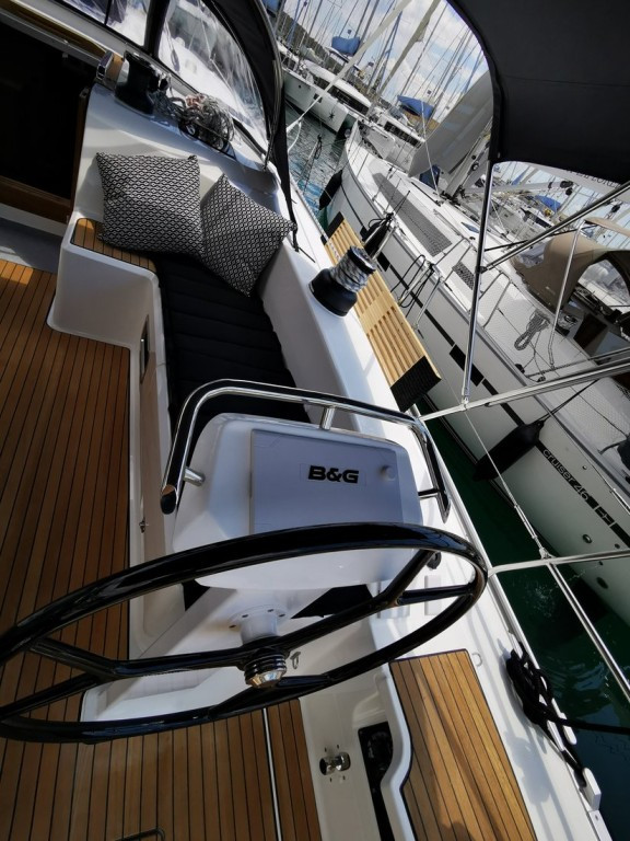 Yacht BAVARIA - Cruiser 51 "Marie"
