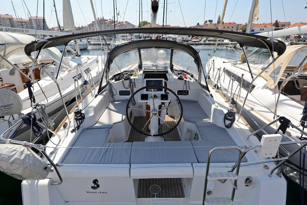 Yacht BENETEAU - Oceanis 34 "Caprice"