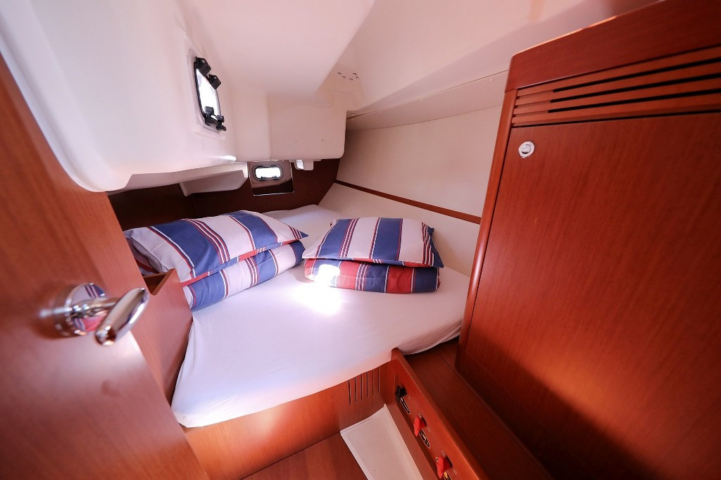 Yacht BENETEAU - Oceanis 34 "Caprice"