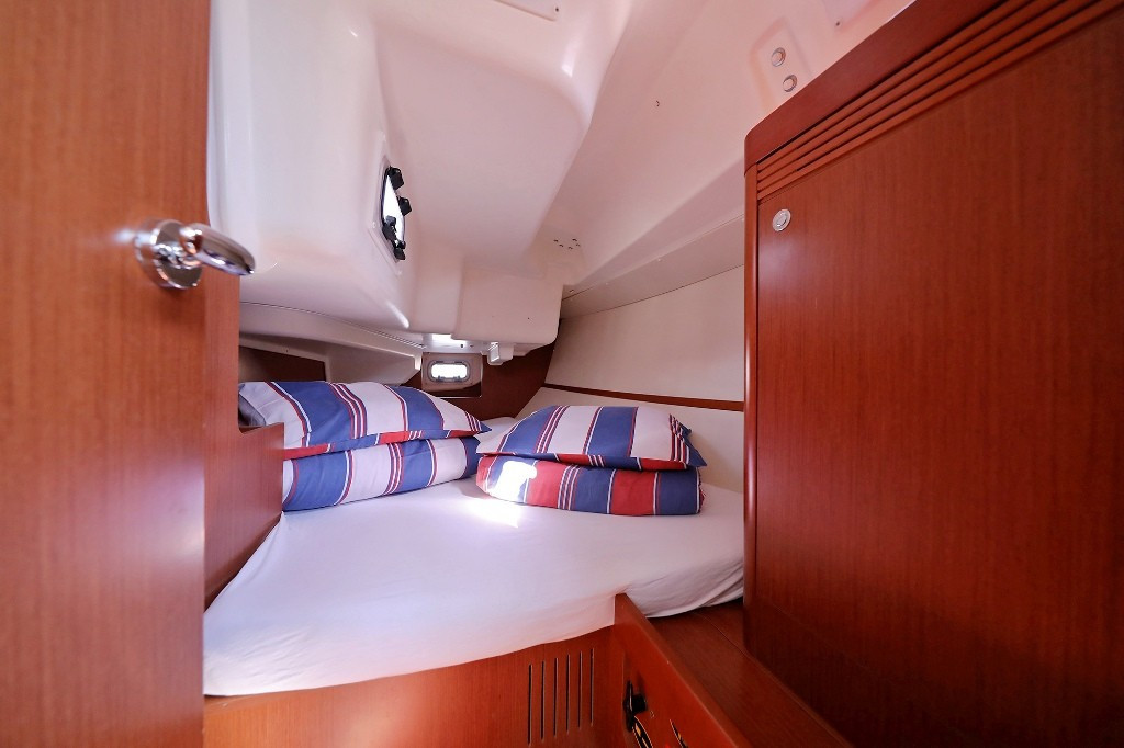 Yacht BENETEAU - Oceanis 34 "Caprice"