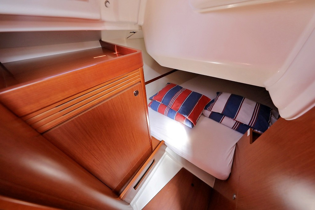 Yacht BENETEAU - Oceanis 34 "Caprice"