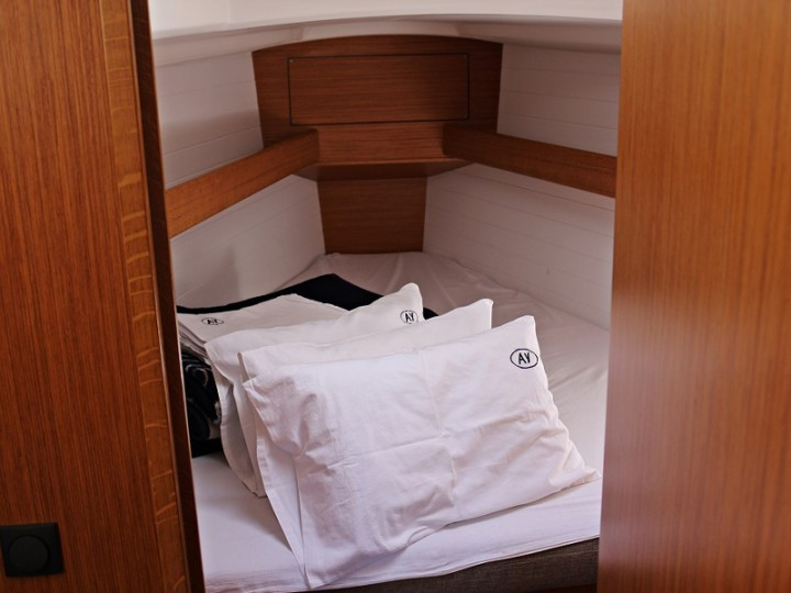 Yacht BAVARIA - Cruiser 33 "Chiara"