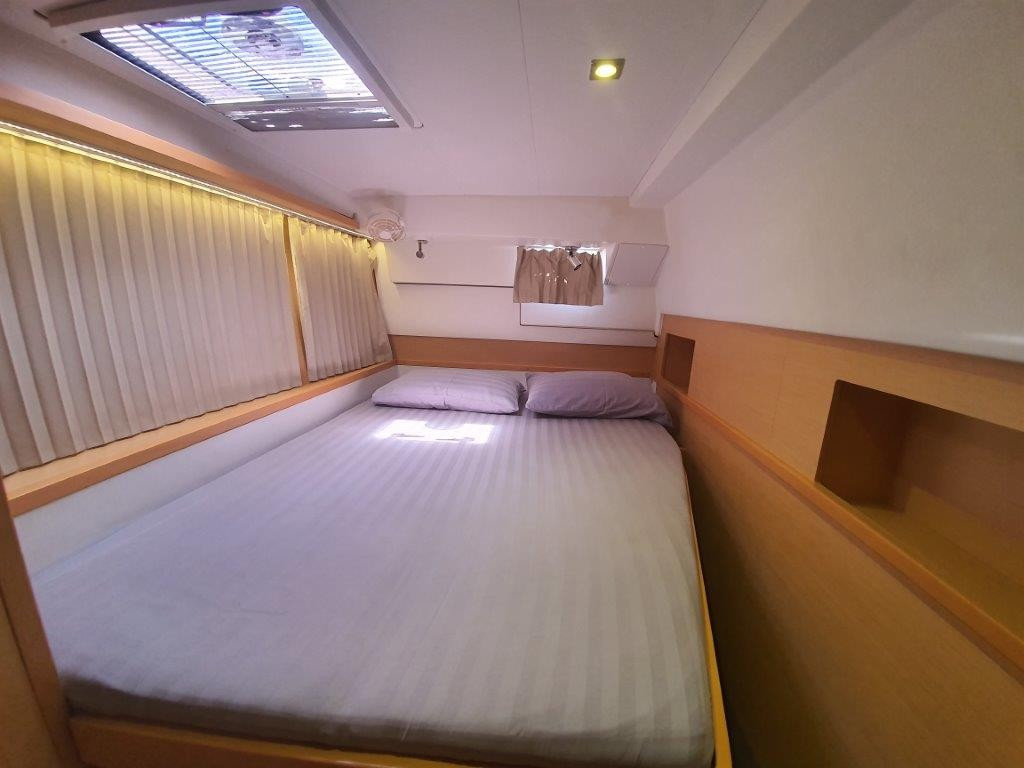 Yacht LAGOON - 400 S2 "Toy Boy"