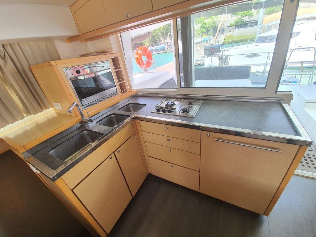 Yacht LAGOON - 400 S2 "Toy Boy"