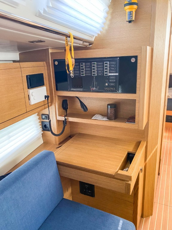 Yacht SALONA - 46 "Barbossa"