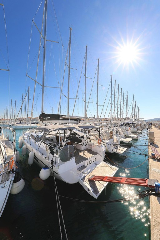 Yacht BAVARIA - C45 Holiday "A. HO. I. one"