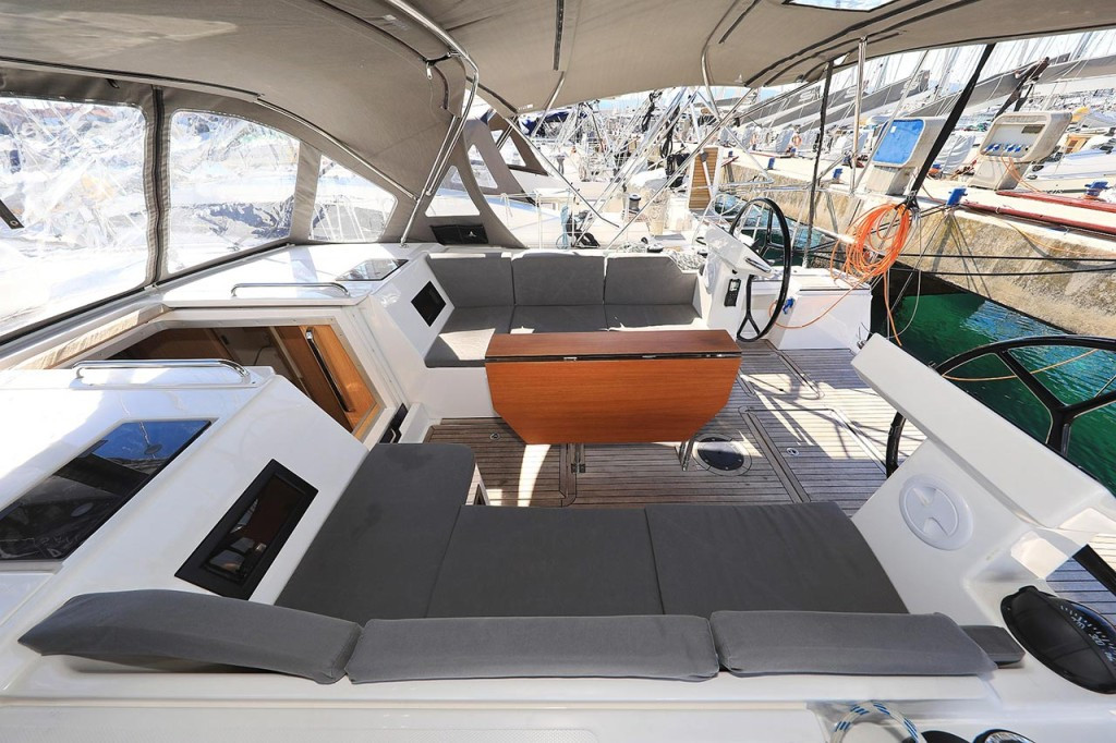 Yacht BAVARIA - C45 Holiday "A. HO. I. one"