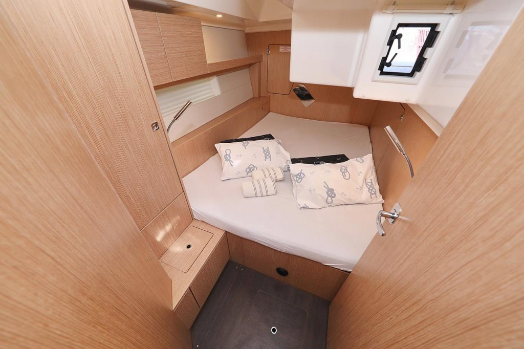 Yacht BAVARIA - C45 Holiday "A. HO. I. one"