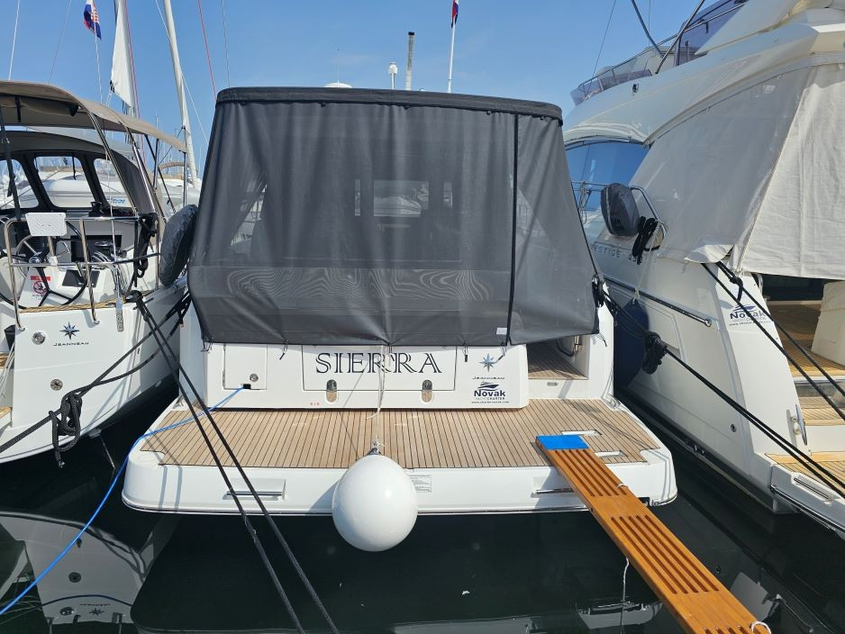 Yacht JEANNEAU - NC 37 "Sierra"
