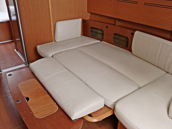 Yacht BENETEAU - Cyclades 43.4 "Levant"