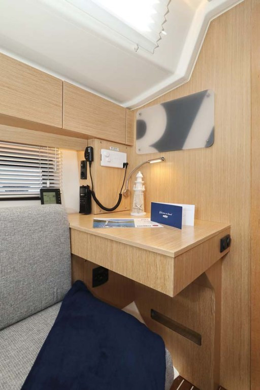 Yacht BAVARIA - C38 Style "Amore"