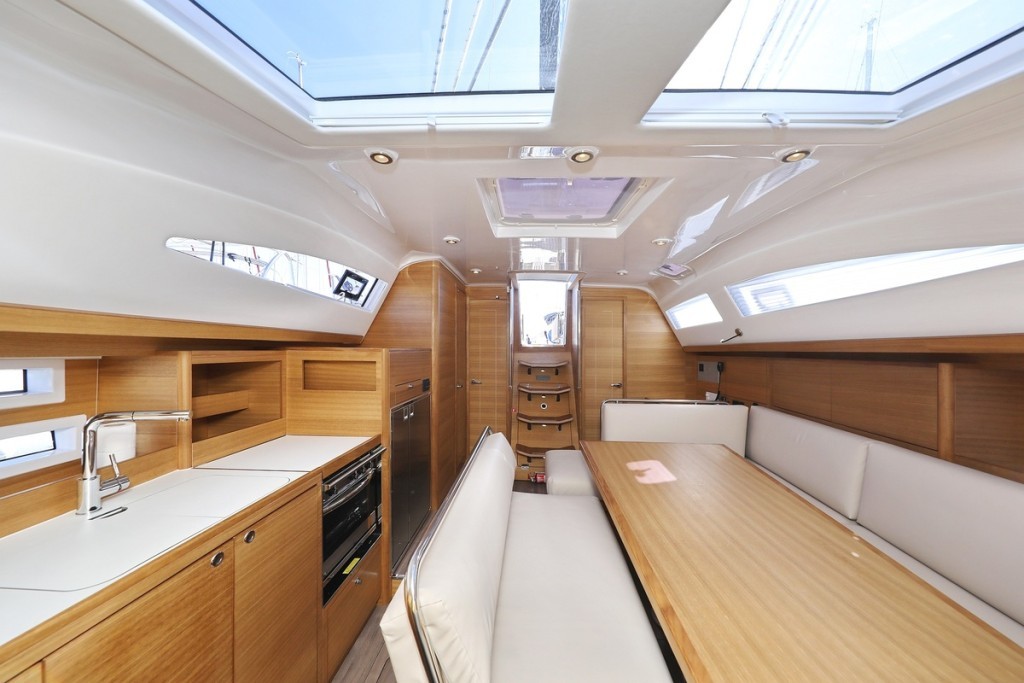 Yacht ELAN - Impression 45.1 "Moon Pearl"