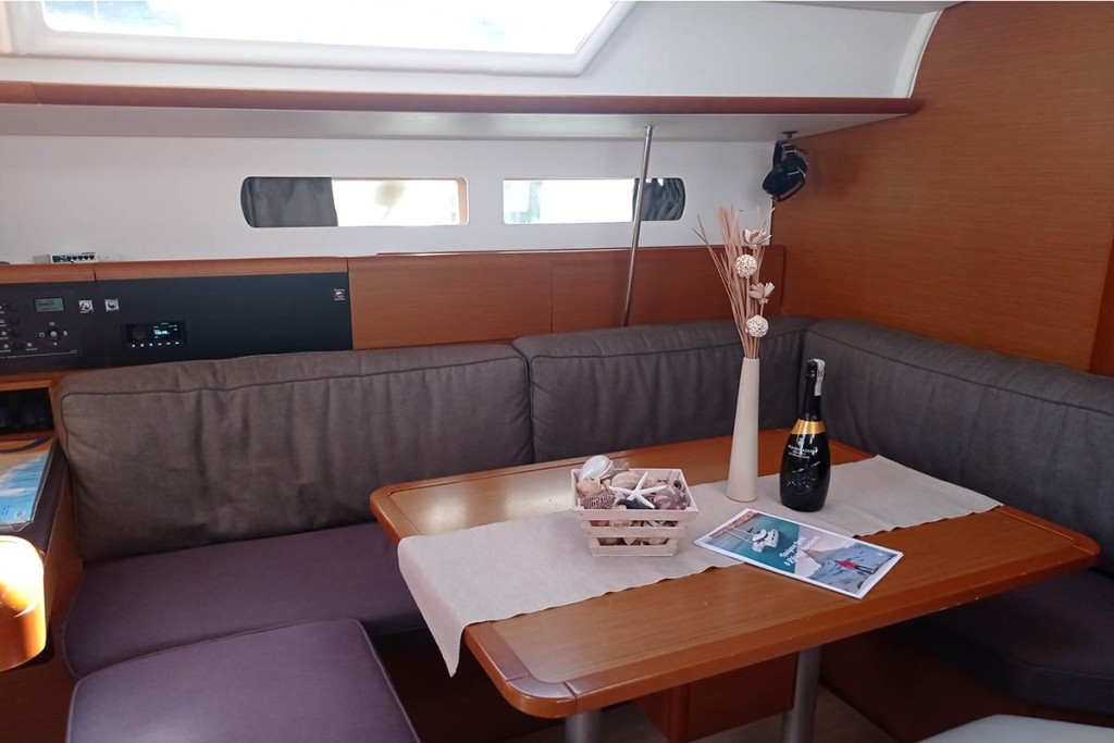 Yacht JEANNEAU - Sun Odyssey 479 "Malin II"
