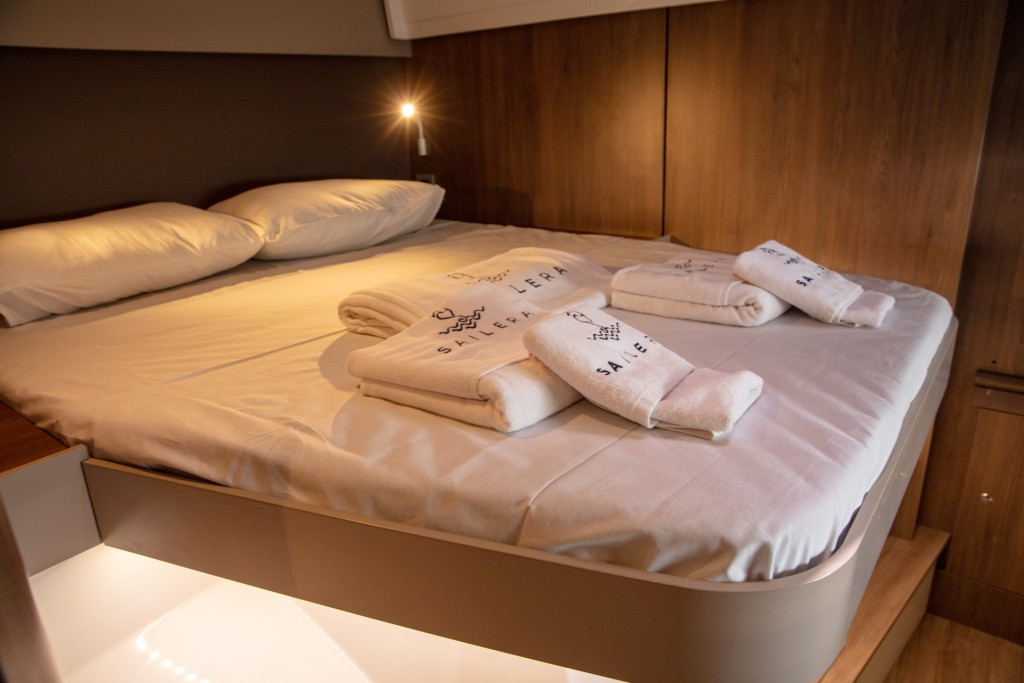 Yacht CATANA - Bali Catspace "Time out"