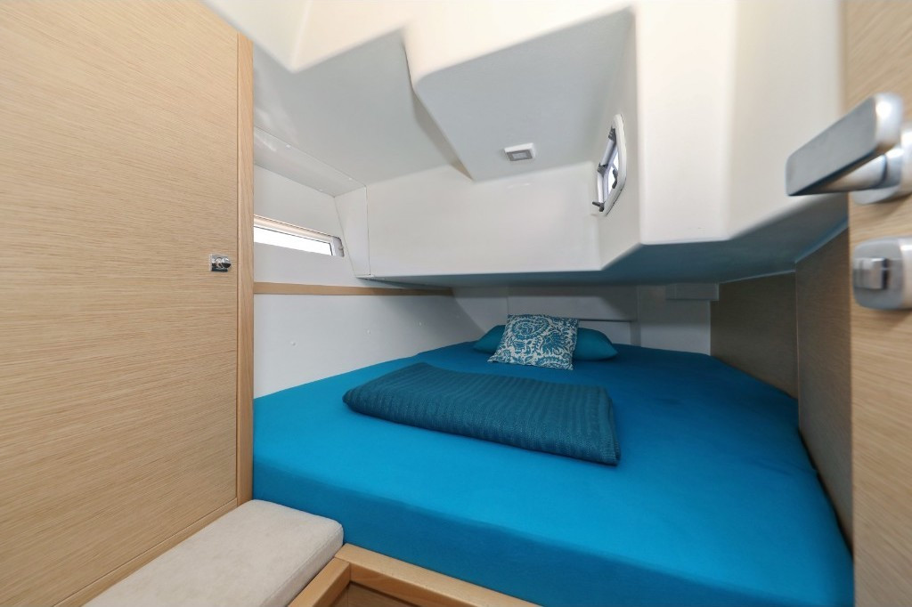 Yacht MORE - 40 "One More Time"