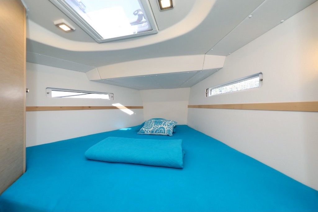 Yacht MORE - 40 "One More Time"