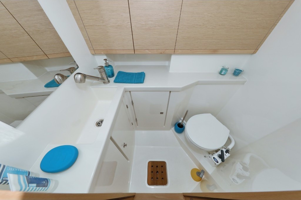 Yacht MORE - 40 "One More Time"