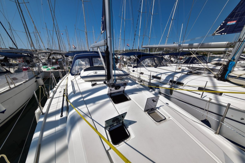 Yacht BENETEAU - Oceanis 41.1 "4play"