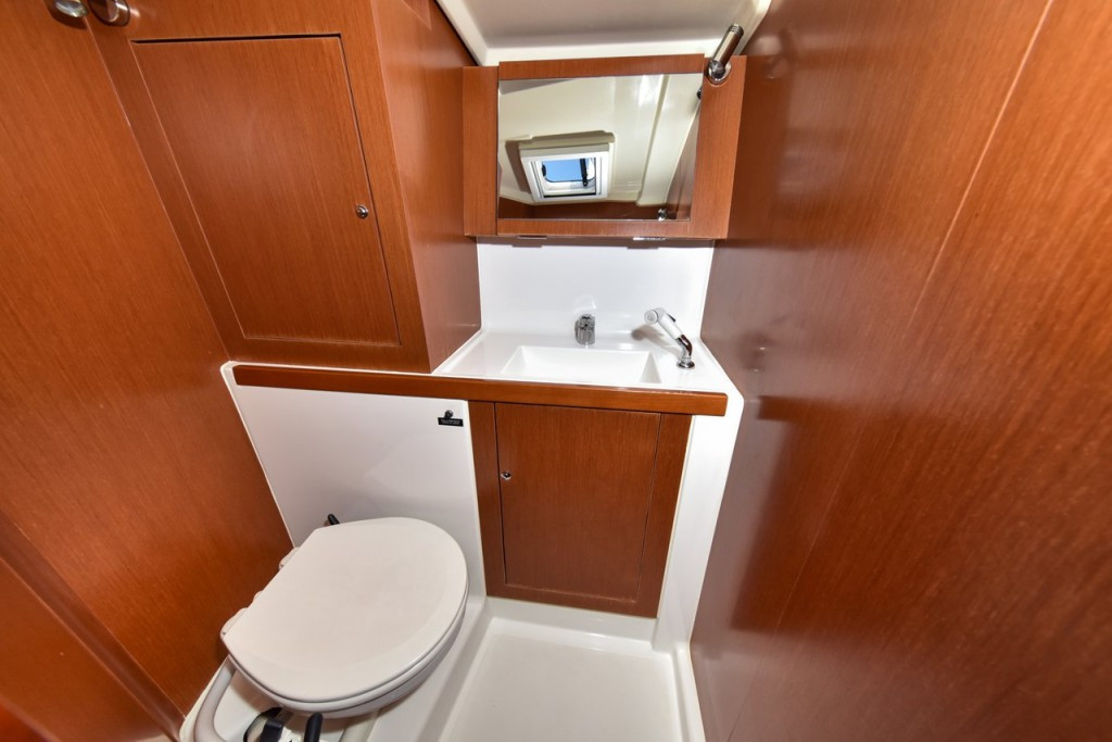 Yacht BENETEAU - Oceanis 41.1 "4play"