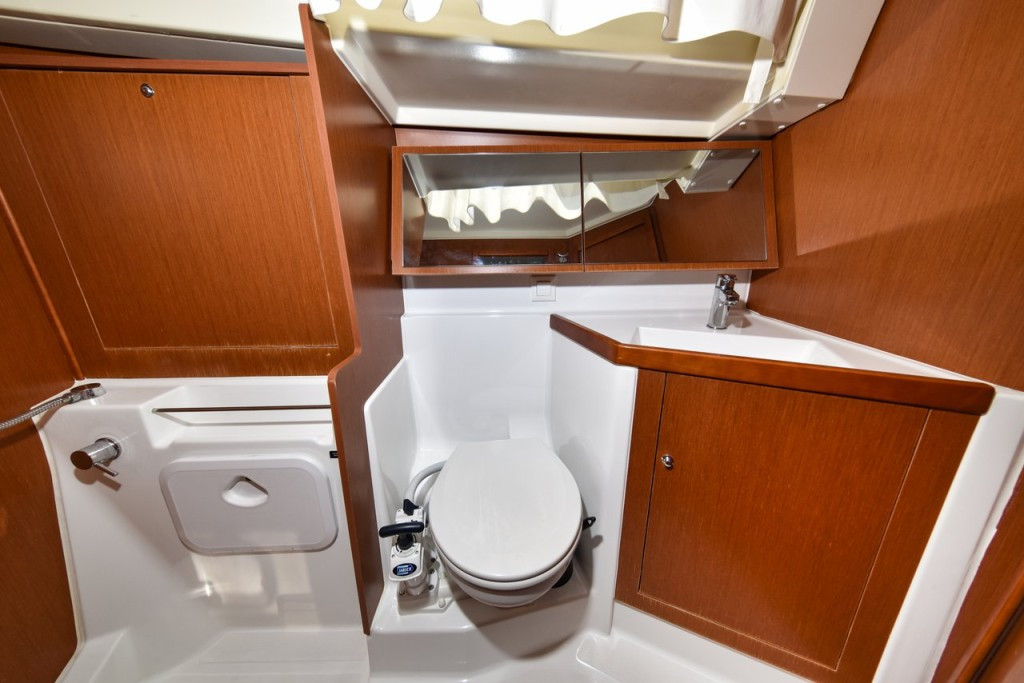 Yacht BENETEAU - Oceanis 41.1 "4play"